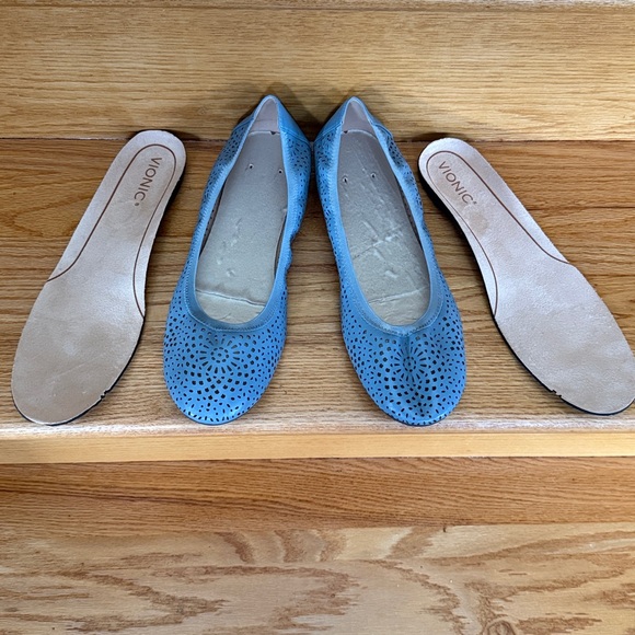 Vionic Women's Robyn Supportive ballet perforated flat shoes Blue Size 11 M - Picture 12 of 15